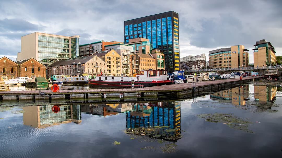 Study in Ireland-Ireland offers internationally respected undergraduate, master’s, and doctoral programs across STEM, business, arts and more. Tuition typically ranges from €10,000–35,000/year (up to €55,000 for medicine), with English-speaking campuses, scholarships, co‑ops, post‑study work permits, multicultural environment, and strong research reputation making it an attractive option for international students.